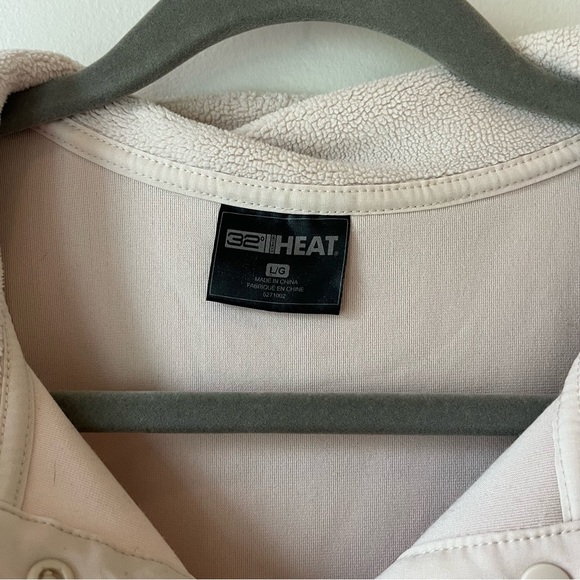 32 Degrees HEAT Beige Fleece Pullover Sweater L Sherpa Snap Collar Cozy Warm - Picture 2 of 11
